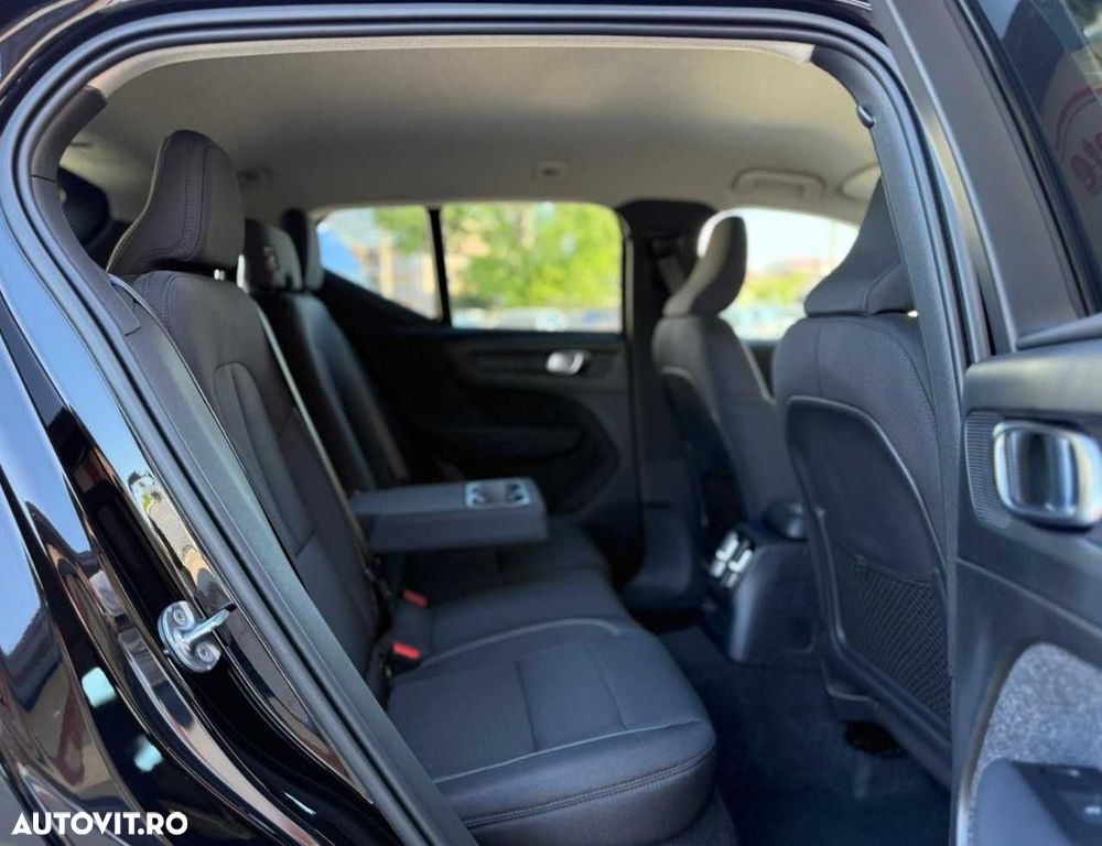 Volvo XC 40 Recharge T4 Twin Engine AT7 Inscription Expression - 18
