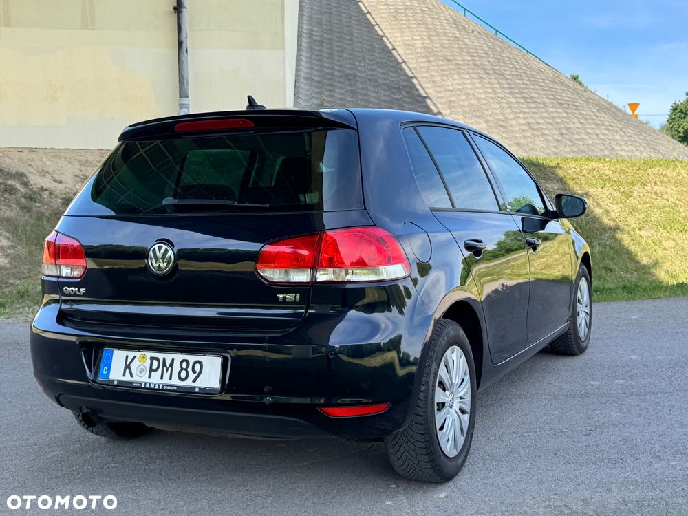 Volkswagen Golf - 28