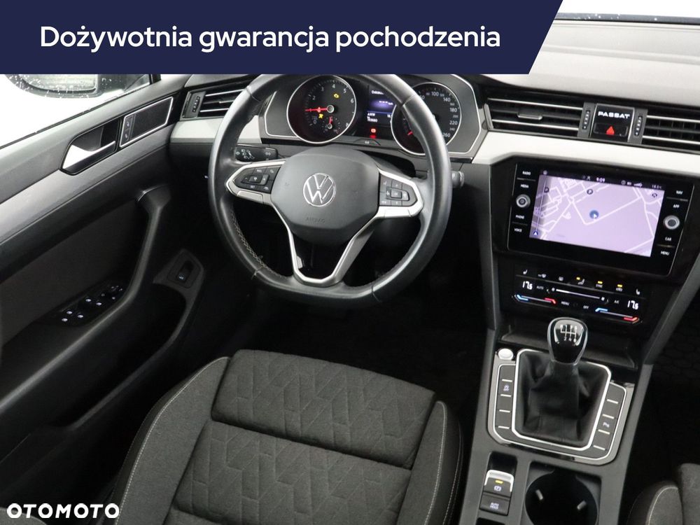 Volkswagen Passat Variant - 9