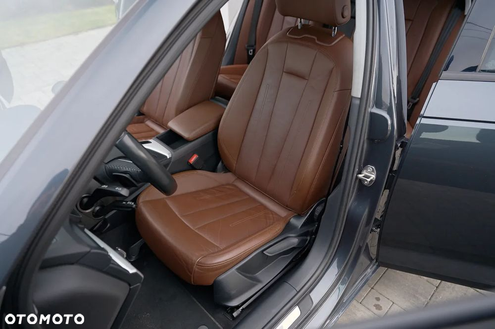 Audi A4 2.0 TDI Design S tronic - 26