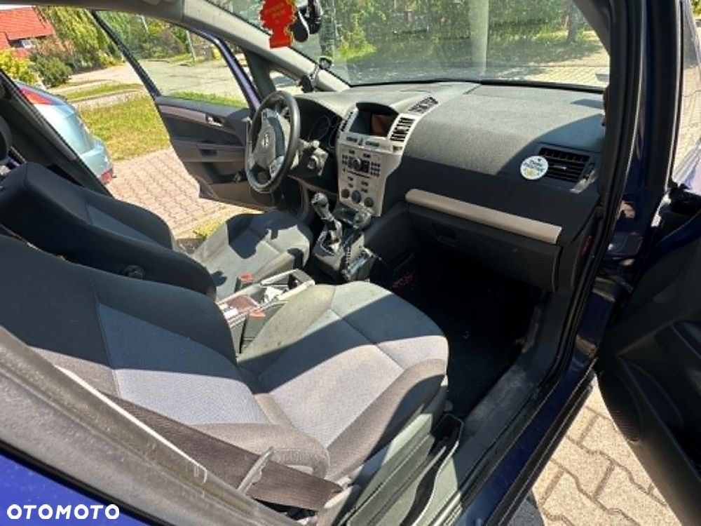 Opel Zafira 1.9 CDTI 111 - 10