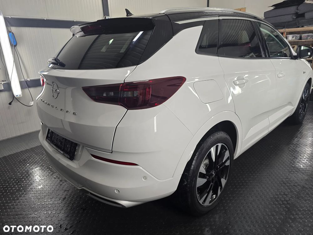 Opel Grandland 1.6 DI Automatik GS Line - 33