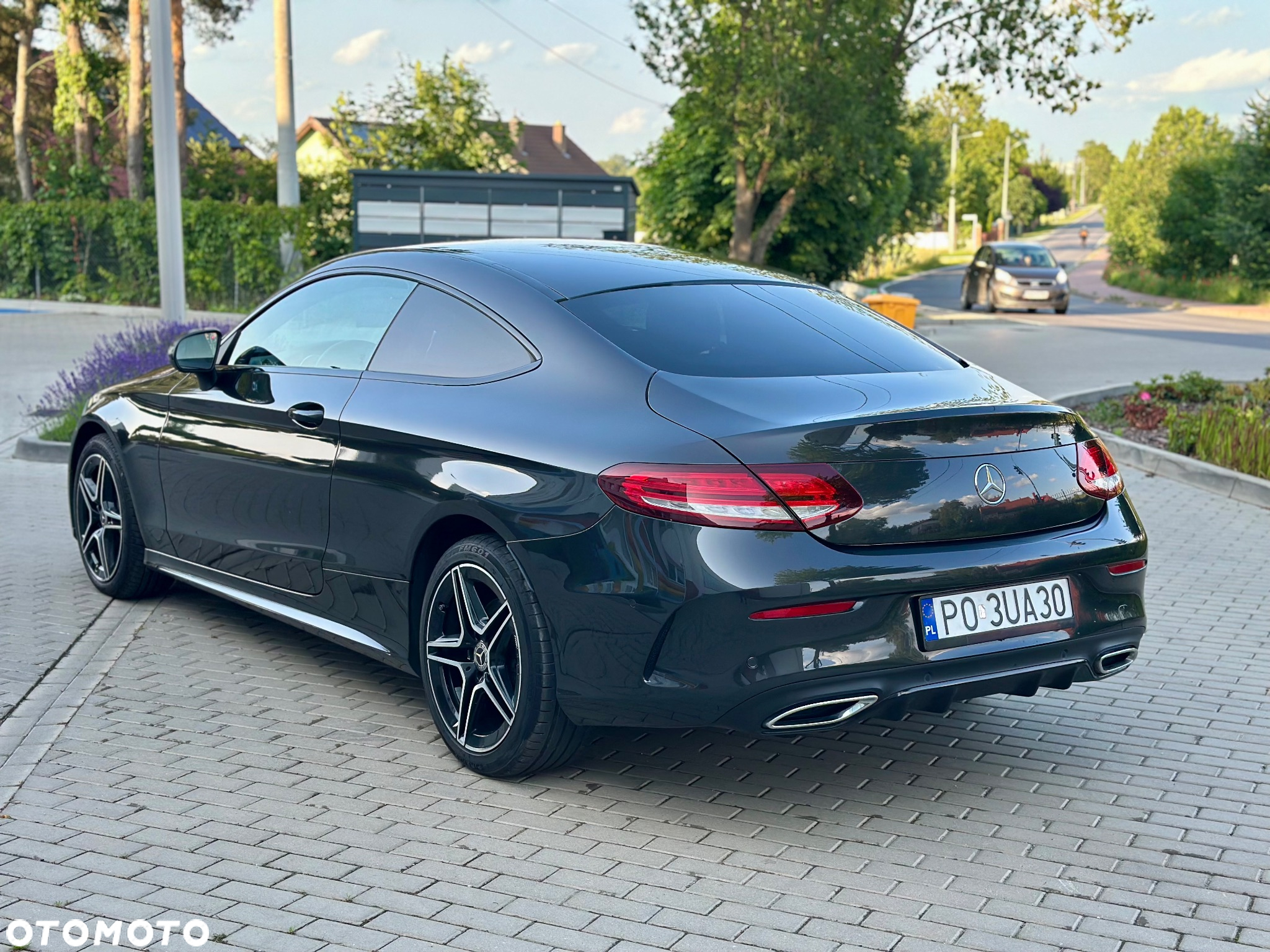 Mercedes-Benz Klasa C 300 d Coupe 9G-TRONIC AMG Line - 8