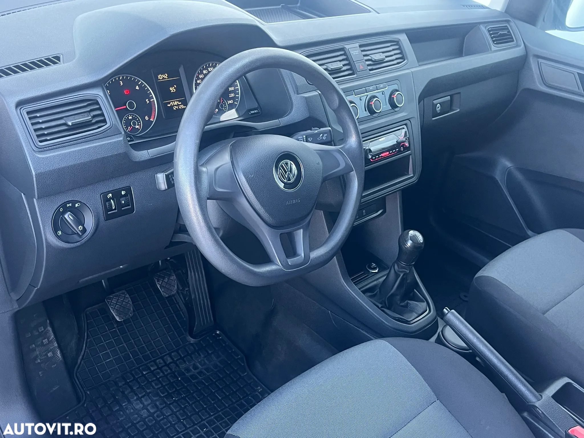 Volkswagen Caddy - 6