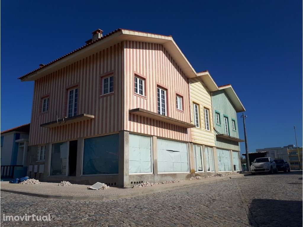 Excelente espaço comercial na Praia da Vieira - Grande imagem: 2/11