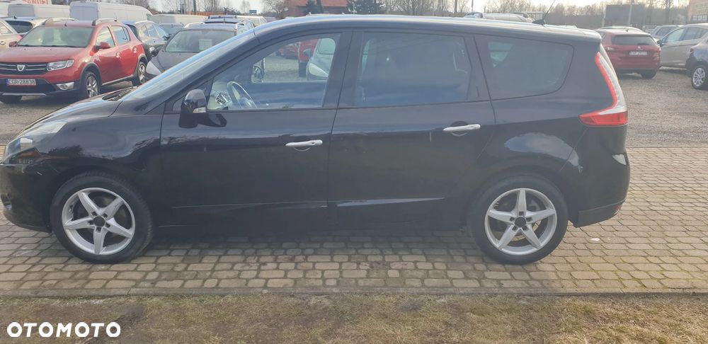 Renault Scenic - 3