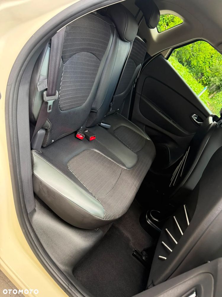 Renault Captur ENERGY dCi 90 EDC Elysee - 11