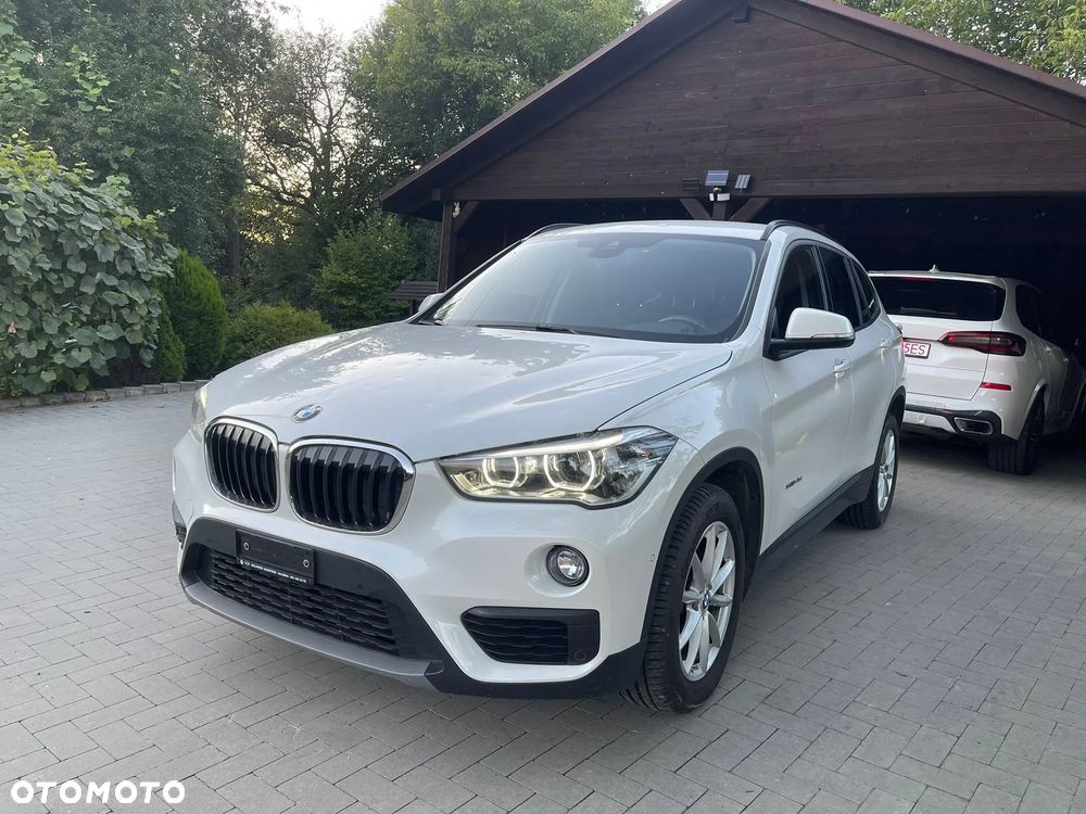 BMW X1 xDrive18d Advantage - 10