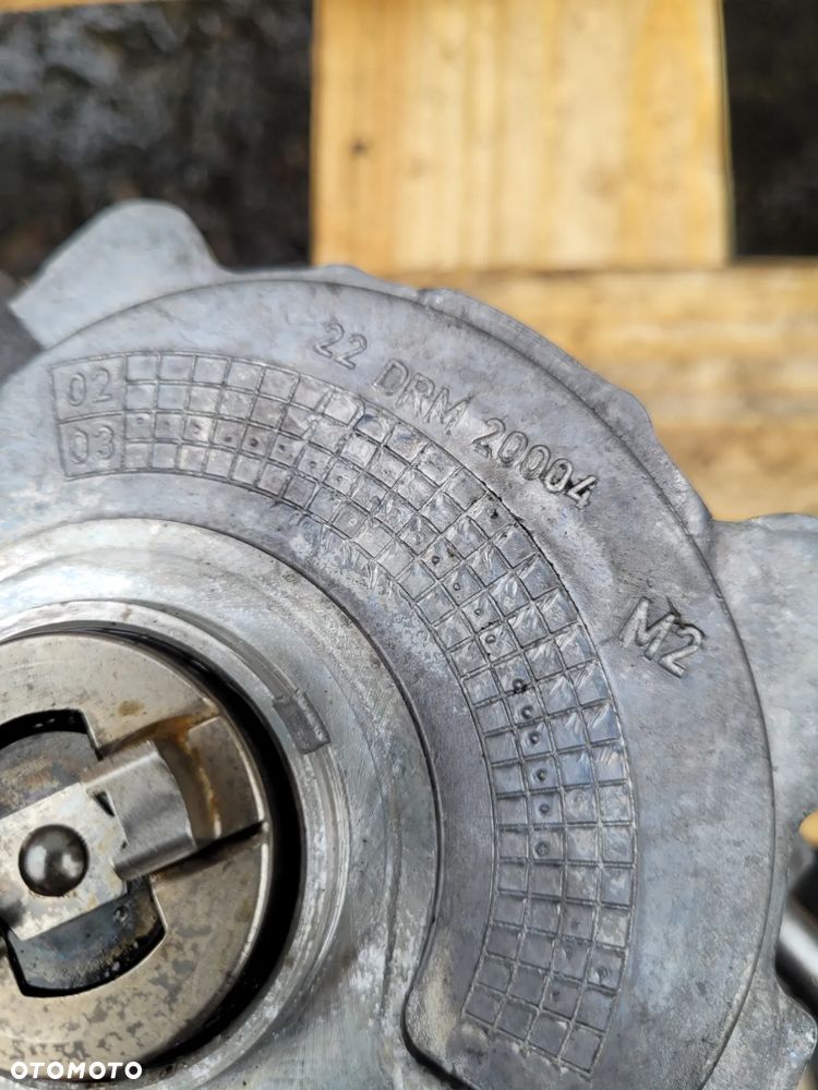 CZĘŚCI DO SILNIKA ASZ 1.9 TDI 130KM POMPA VACUM WSPOMAGANIA ZAWÓR EGR VW - 12