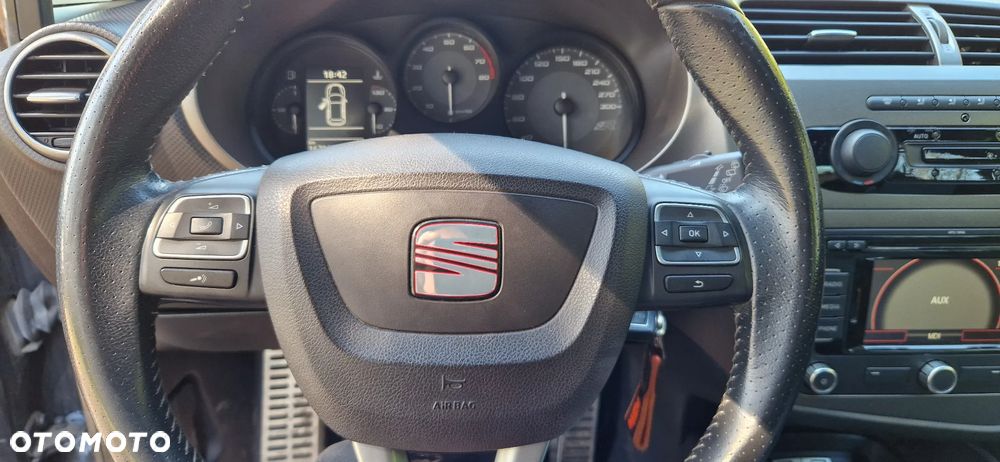 Seat Leon 2.0 T FSI Cupra R - 25