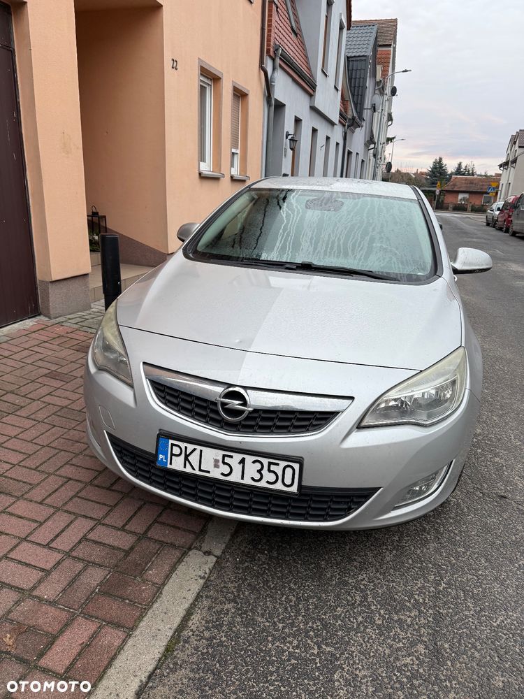Opel Astra 1.7 CDTI Cosmo - 3