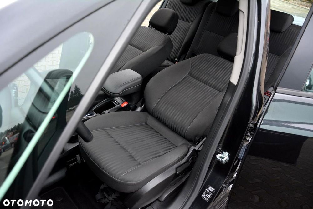 Opel Zafira 1.4 Turbo Business Innovation - 25