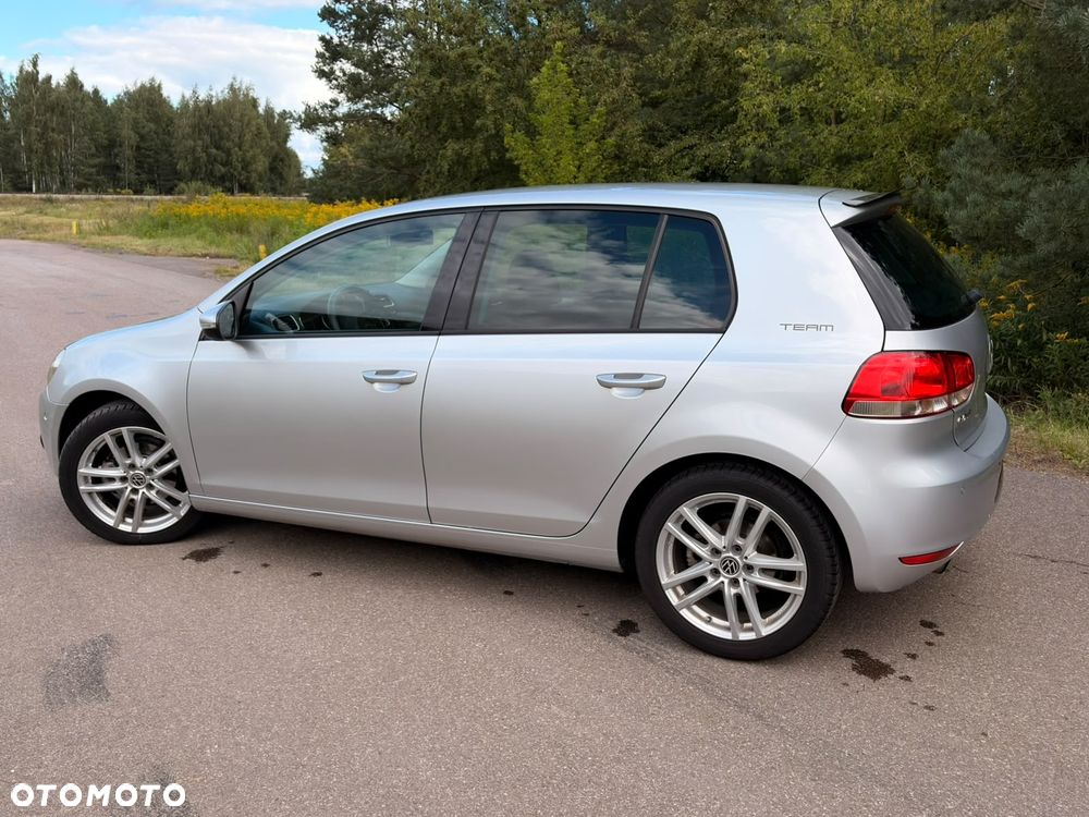 Volkswagen Golf 1.6 TDI Comfortline - 2
