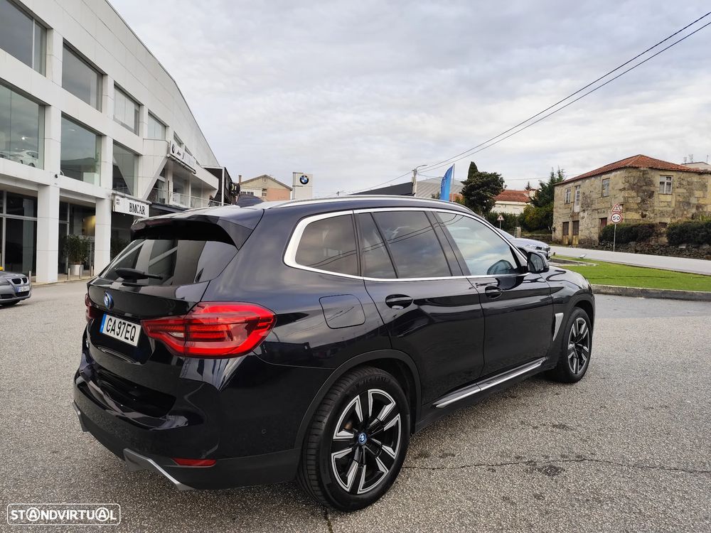 BMW iX3 Inspiring - 4
