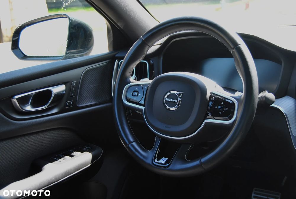 Volvo S60 T6 AWD Geartronic RDesign - 10