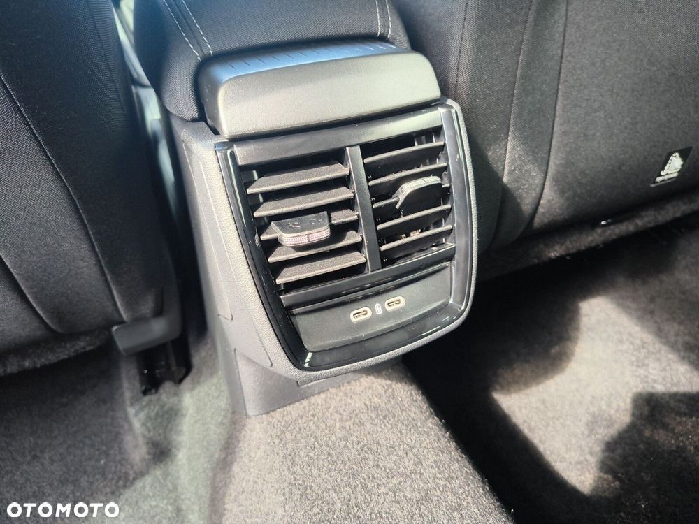 Skoda Kamiq 1.0 TSI Selection - 30