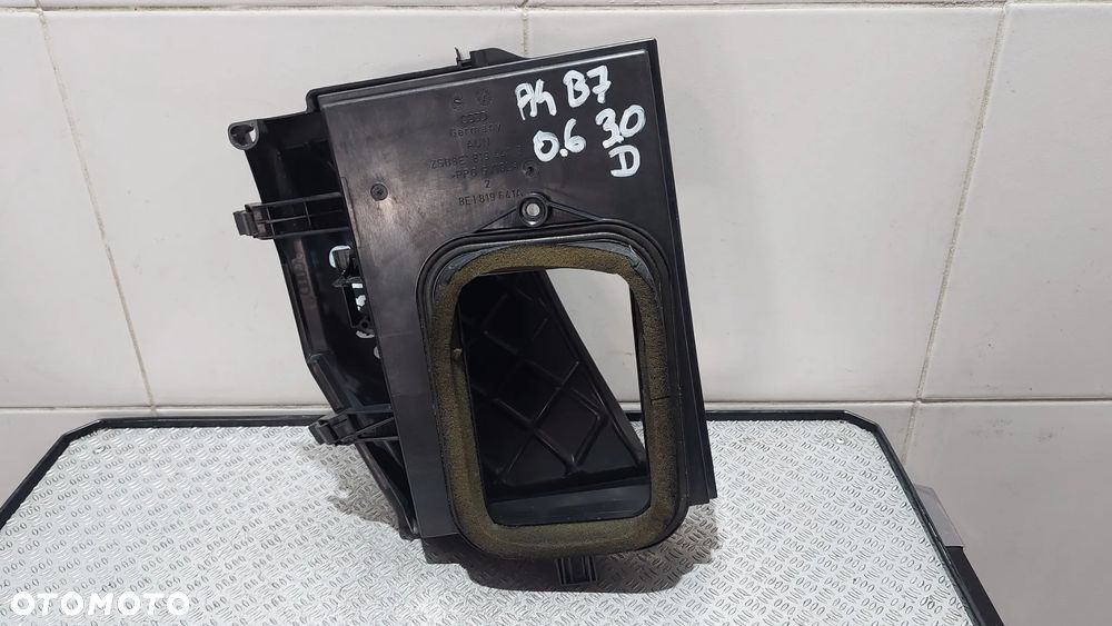 OBUDOWA FILTRA KABINOWEGO AUDI A4 B7 R2006 3,0D NR 8E1819641A - 3