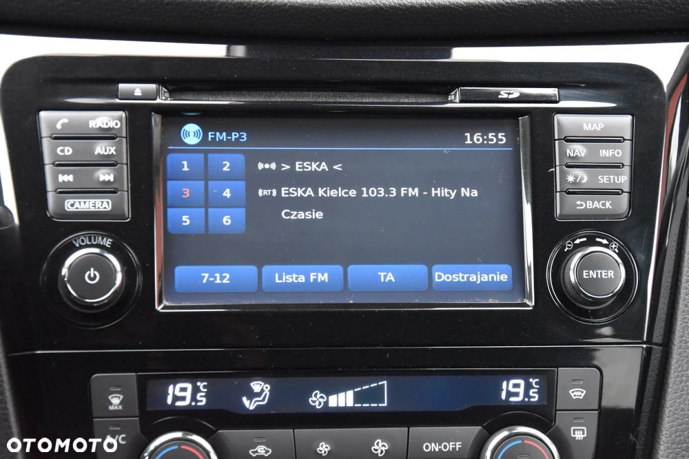 Nissan Qashqai 1.6 DIG-T N-Connecta - 25