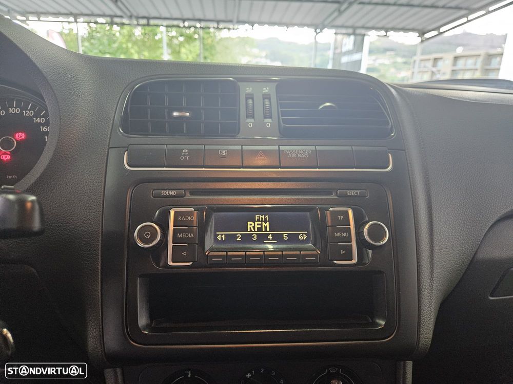 VW Polo 1.2 TDi BlueMotion - 14