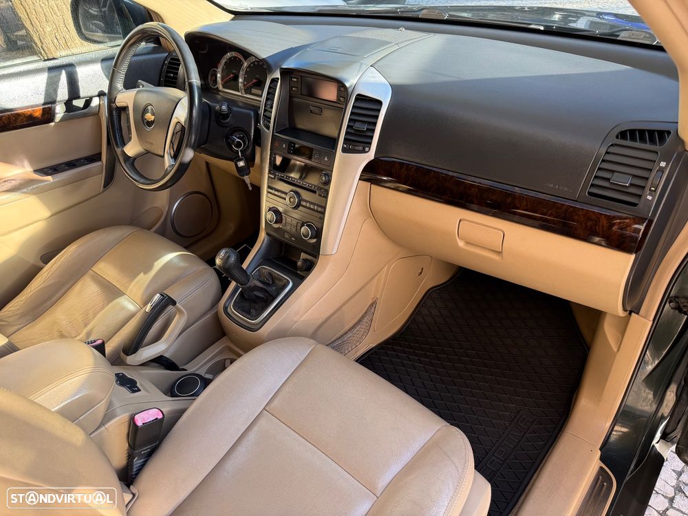 Chevrolet Captiva 2.0 VCDi Seven 7L - 14