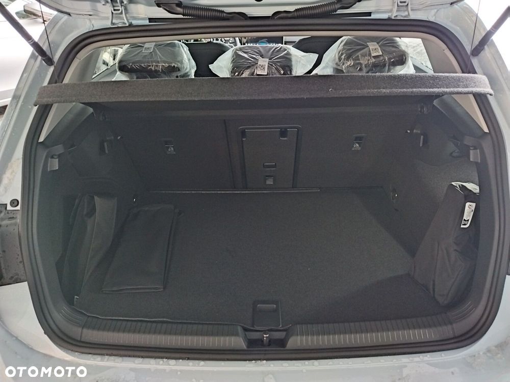 Volkswagen Golf - 5