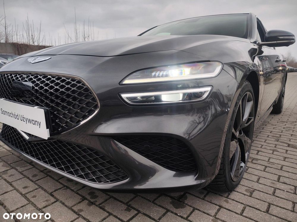 Genesis G70 - 10