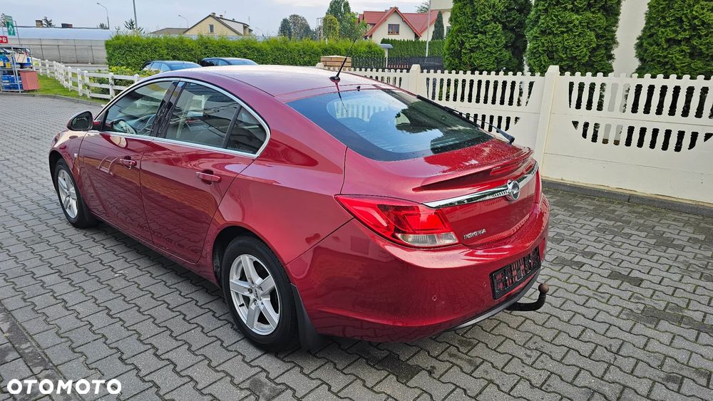 Opel Insignia 1.8 Sports Tourer Design Edition - 6