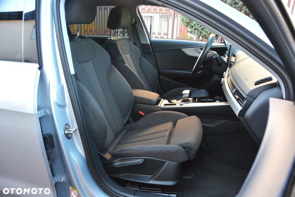 Audi A4 Avant 35 TFSI S tronic - 20