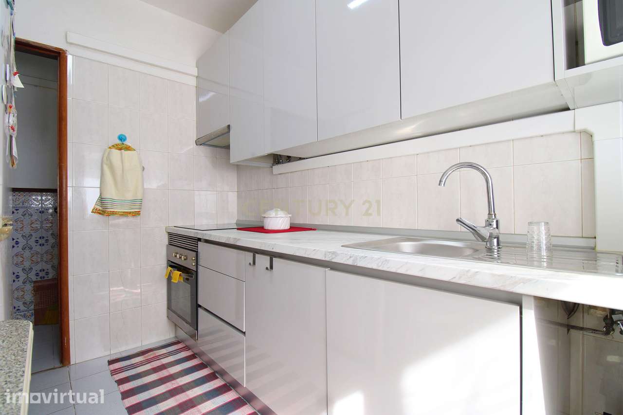 Apartamento T2 em Amora, Seixal. A um passo da zona ribeirinha - Grande imagem: 2/21