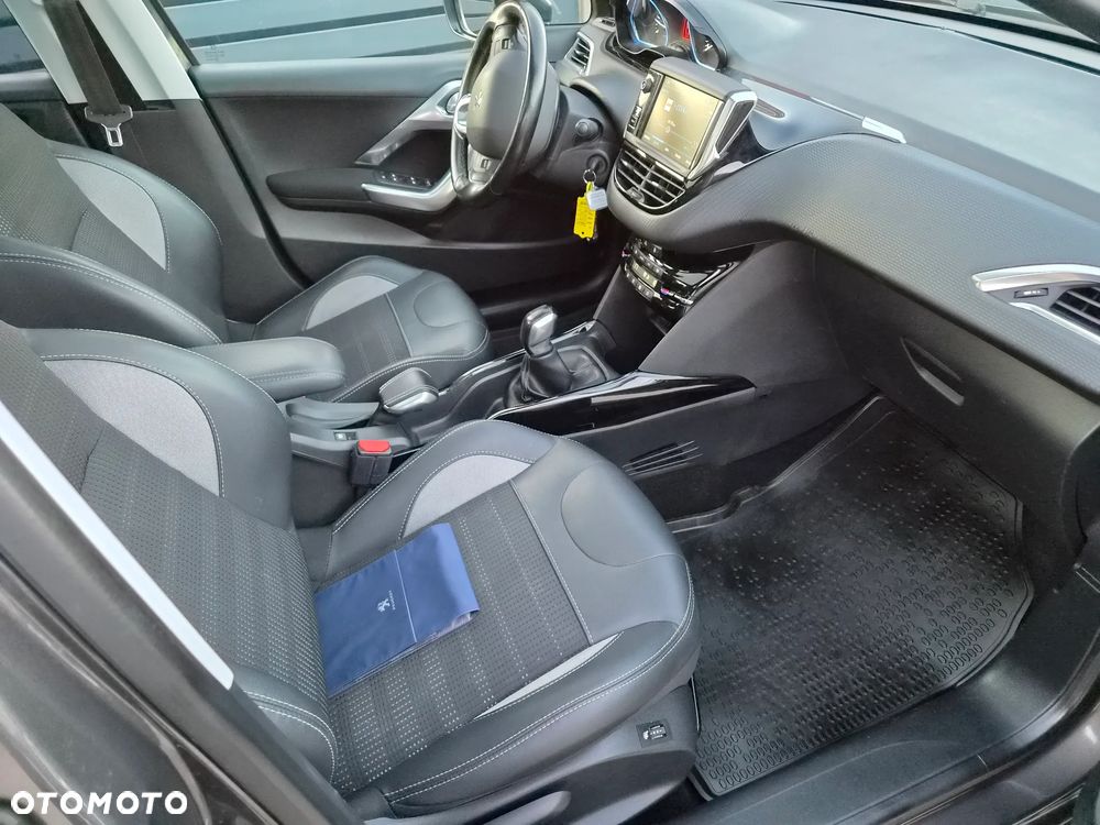 Peugeot 2008 BlueHDi 100 STOP & START Allure - 7