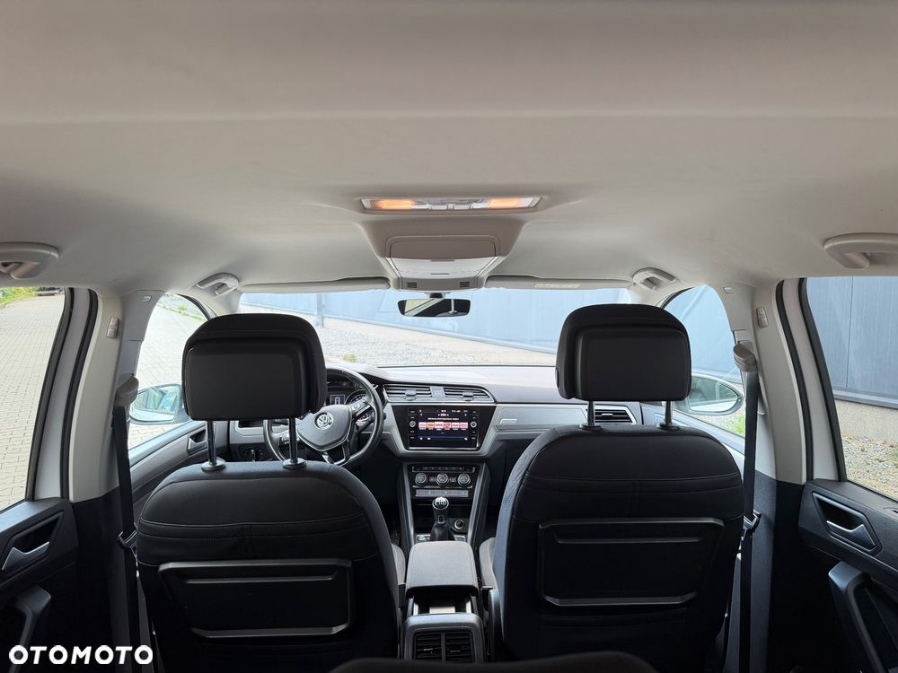 Volkswagen Touran 2.0 TDI BMT Comfortline - 8