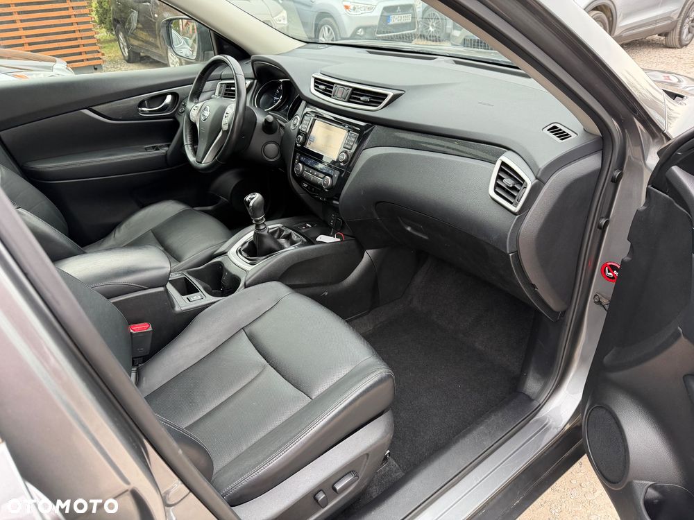 Nissan X-Trail 1.6 DIG-T Tekna - 22