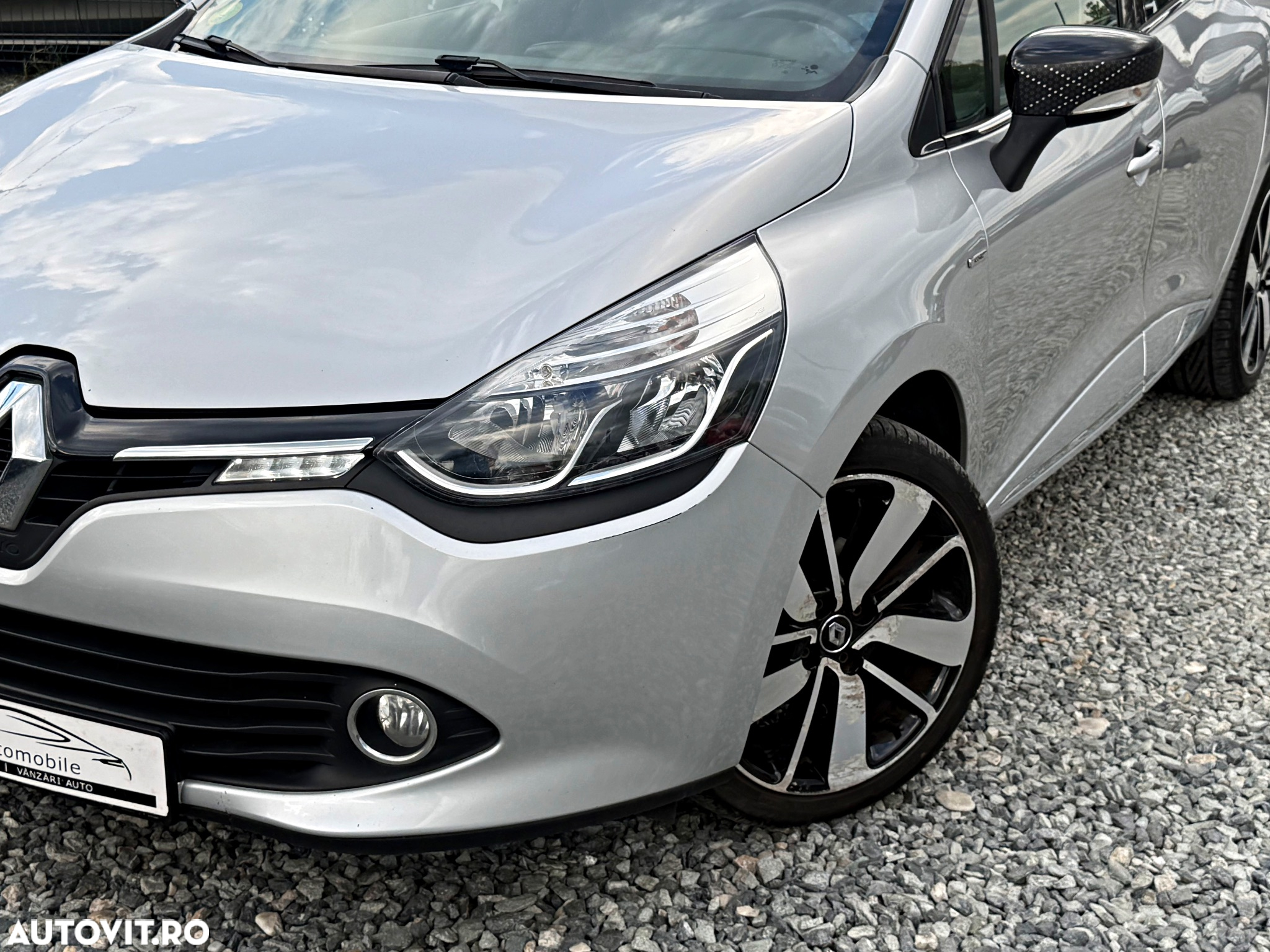 Renault Clio BLUE dCi 100 INTENS - 11