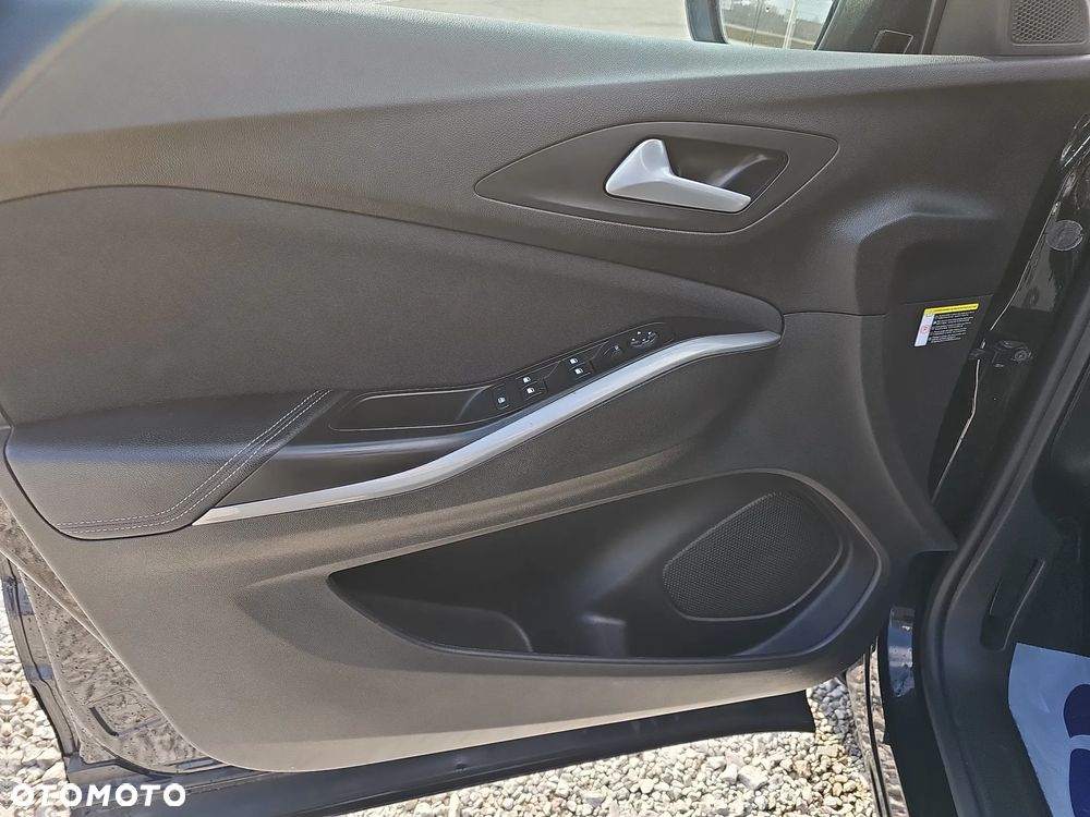 Opel Grandland X 1.2 T GPF Design Line S&S - 27