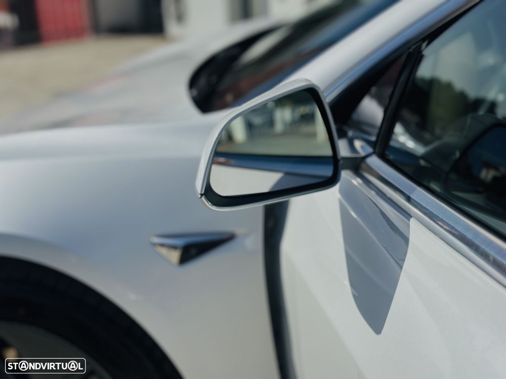 Tesla Model 3 Standard Range Plus RWD - 3