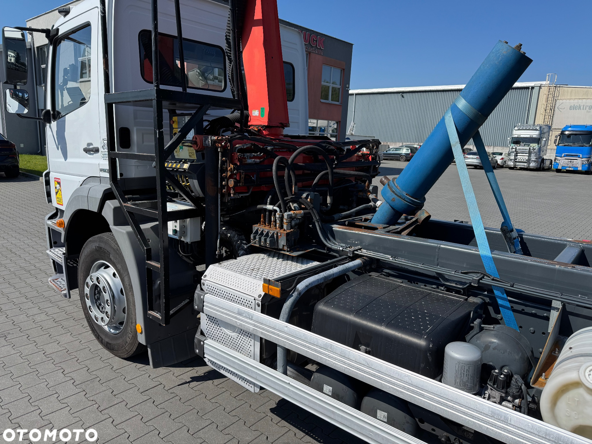 Mercedes-Benz AXOR 2533 6x2 podnoszona/skrętna Dżwig Palfinger Hwytak Rotator - 9