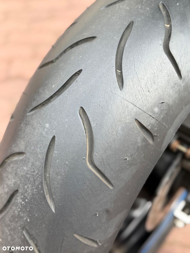 Yamaha R6 - 10