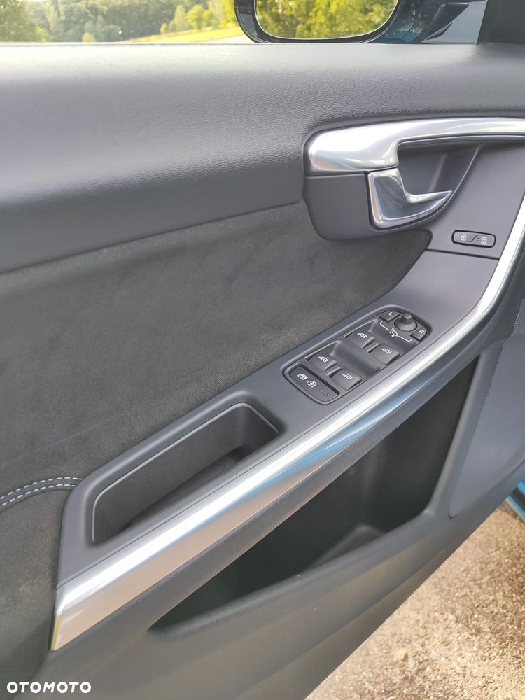Volvo V60 T6 AWD Polestar - 28