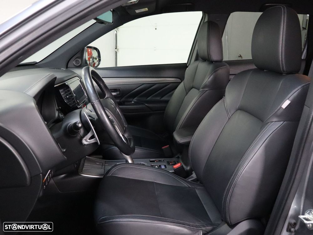 Mitsubishi Outlander 2.4 Instyle - 6