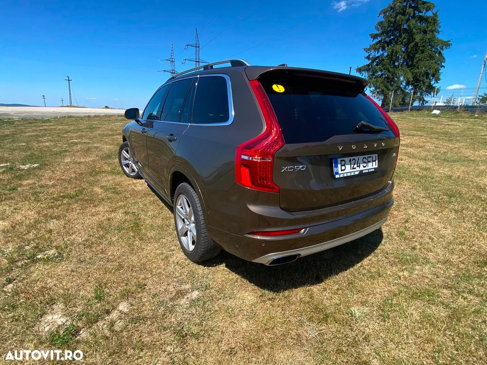 Volvo XC 90 - 12