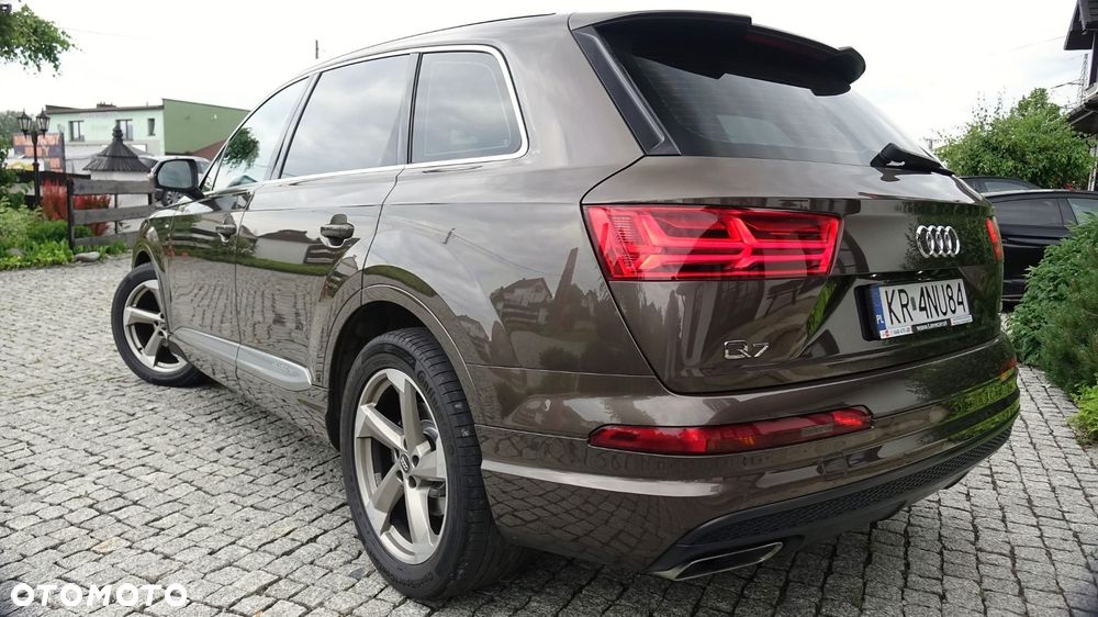 Audi Q7 - 4