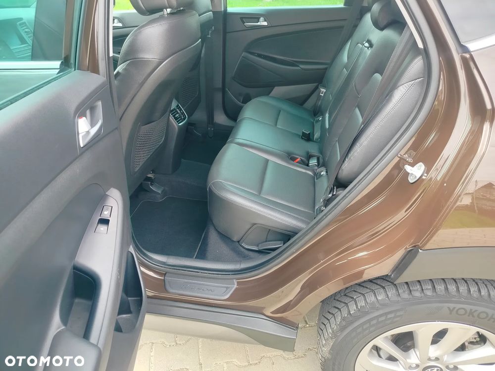 Hyundai Tucson blue 1.7 CRDi 2WD Trend - 23