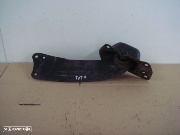 Braço Suspenção Tr Dta Volkswagen Passat (3C2)