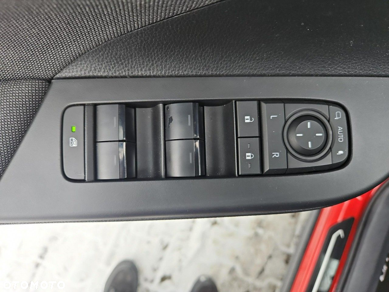 Toyota C-HR - 19