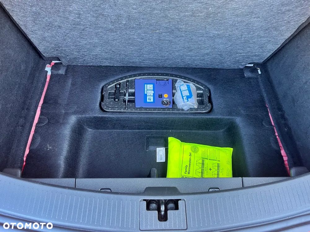 Opel Astra 1.6 Turbo Innovation - 33