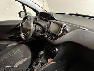 Peugeot 208 1.4 HDi Active - 16