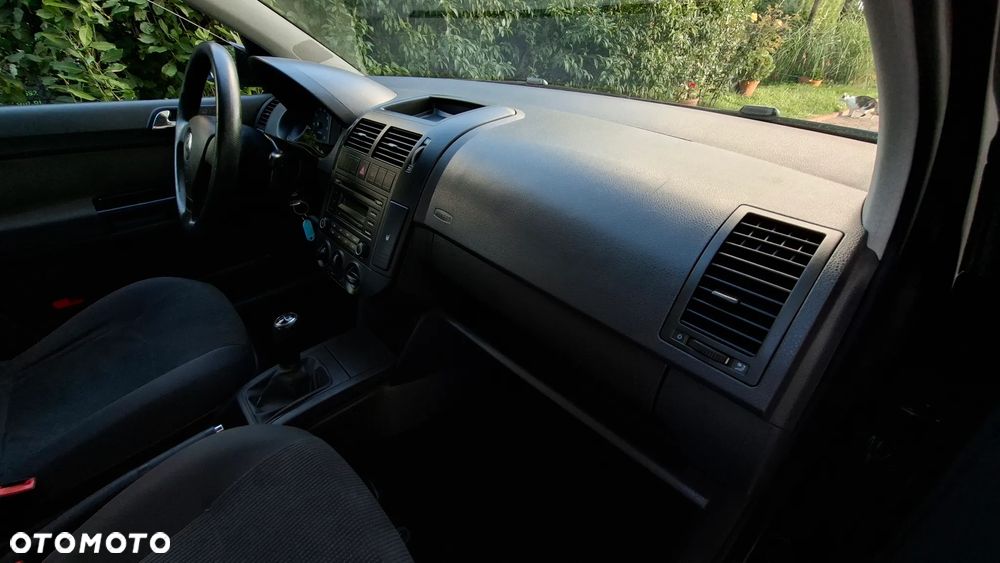 Volkswagen Polo 1.2 Comfortline - 18