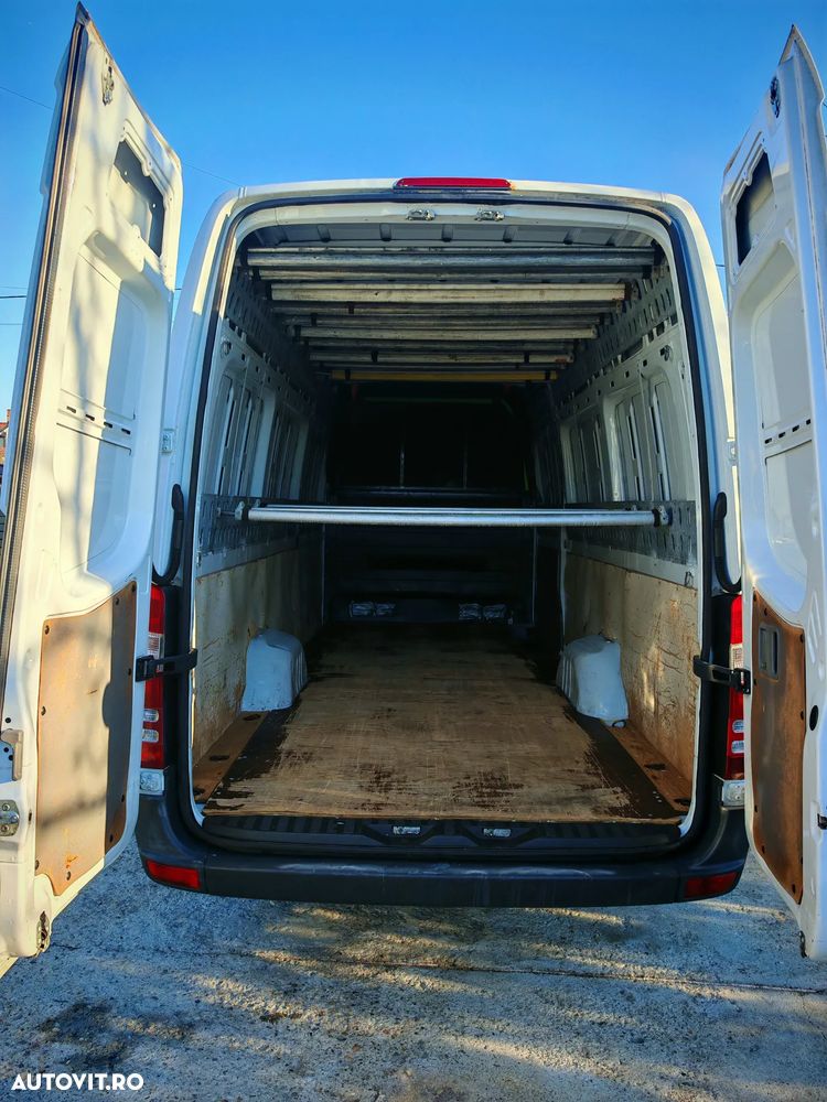 Mercedes-Benz Sprinter (BlueTec) 906.211 BlueEFFICIENCY - 6
