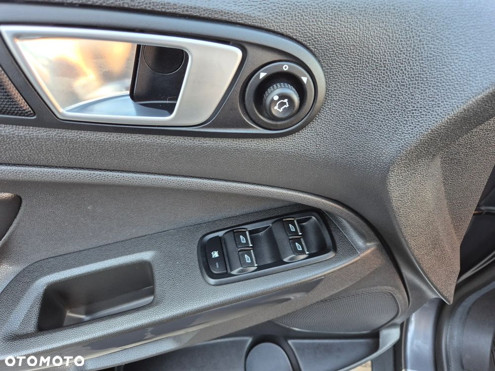 Ford EcoSport 1.0 EcoBoost TITANIUM - 22