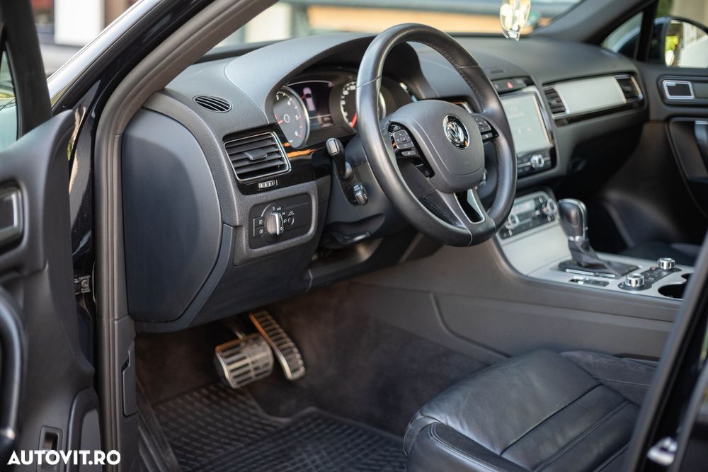 Volkswagen Touareg 3.0 V6 TDI BMT - 26